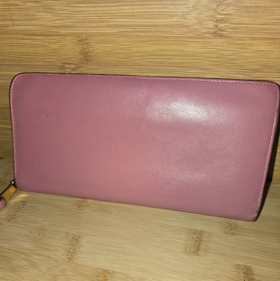 Miu Miu Madres Leather Bow-embellished  Long Wallet - Picture 2 of 9